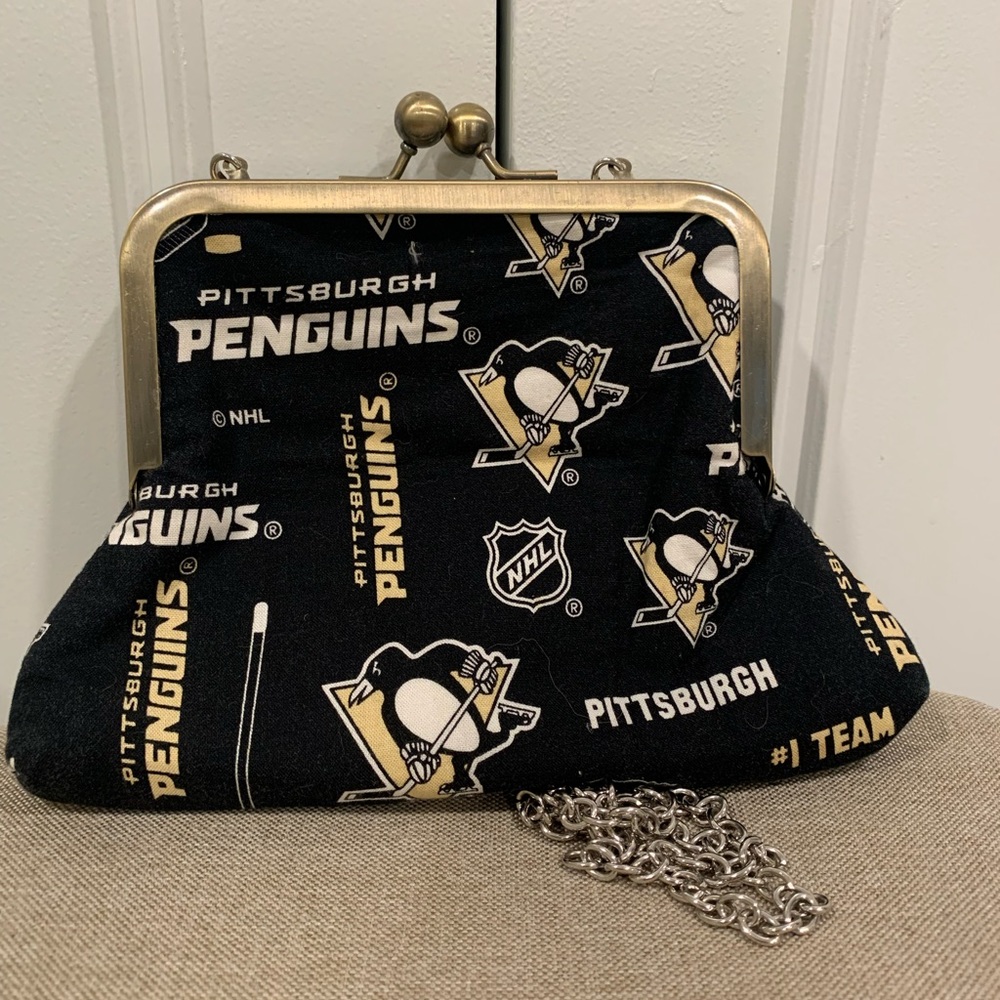 Pittsburgh Penguins purse